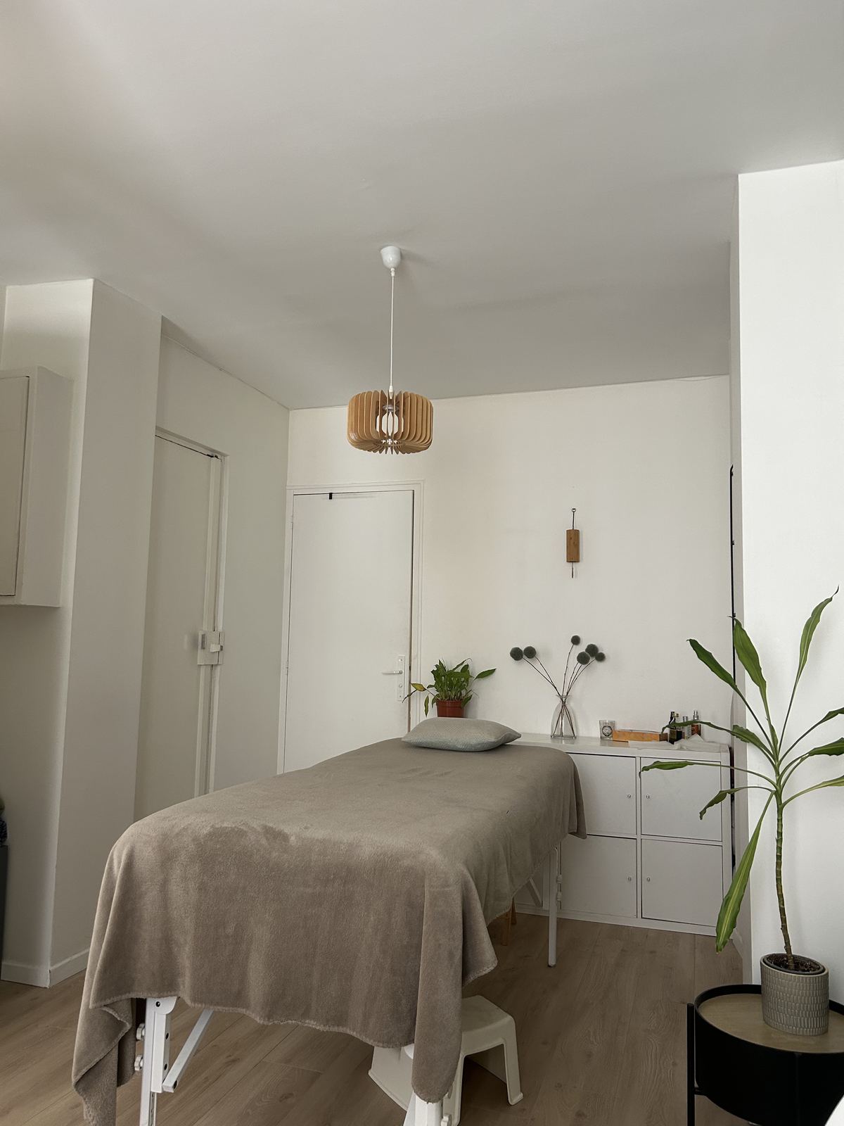 Le cabinet Mon Calme, 21 rue Véron, Paris 18e